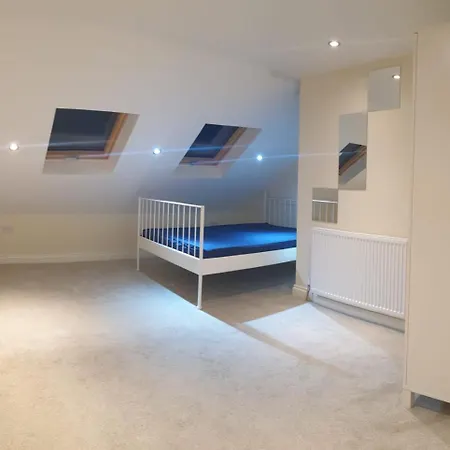 Private Rooms Near Hither Green Station-3